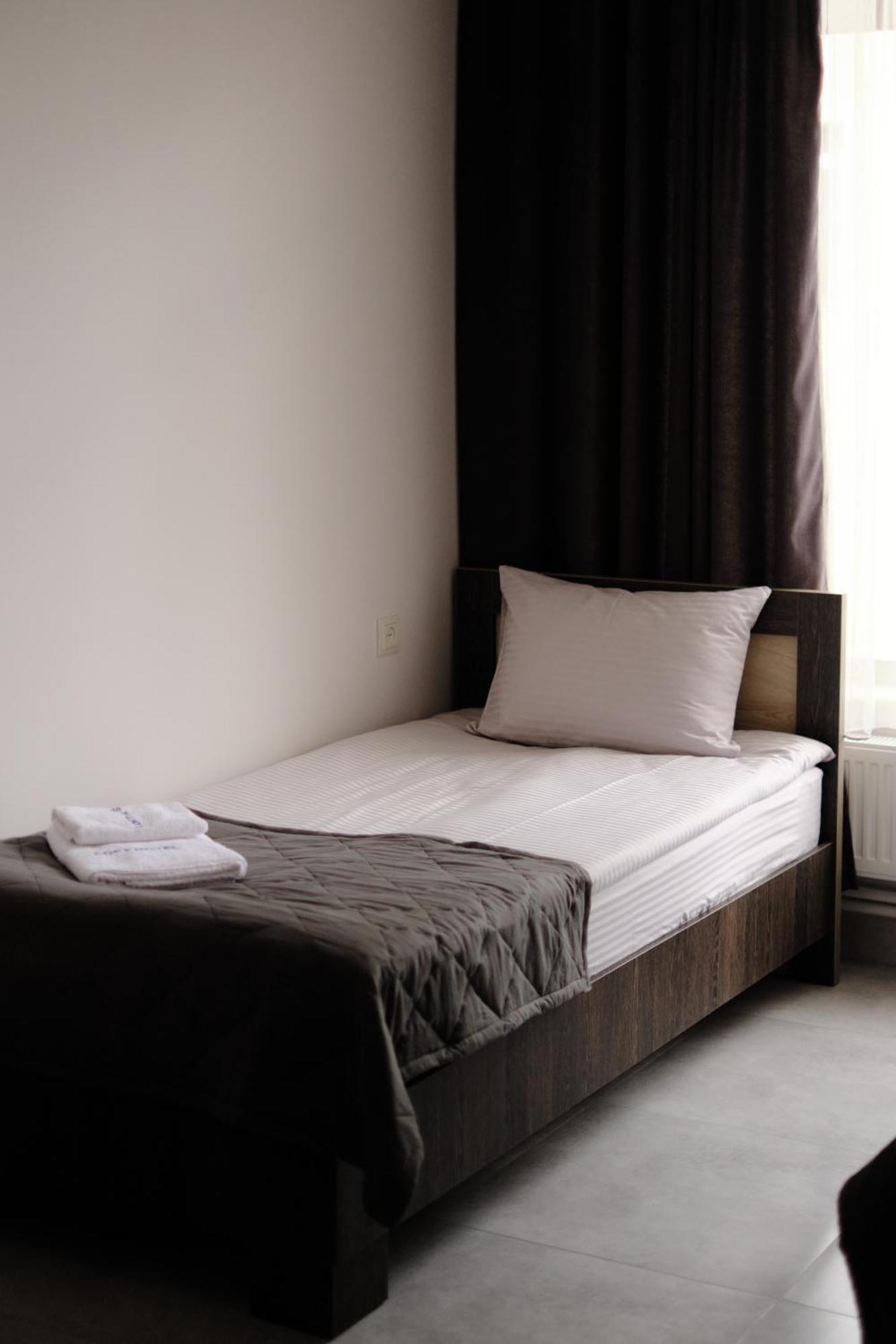 Loft Family Hotel Ijevan Luaran gambar